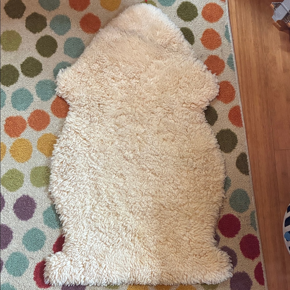 Cream Sheepskin Accent Rug - Plush Shag Throw